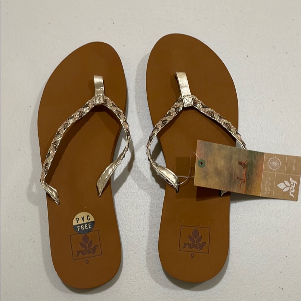 Reef Women's Tan and Gold Sandals